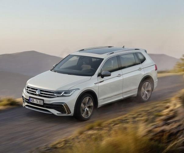 Der Schweizer Vorverkauf startet ab sofort und im November 2021 wird der Tiguan Allspace in der Schweiz eintreffen.